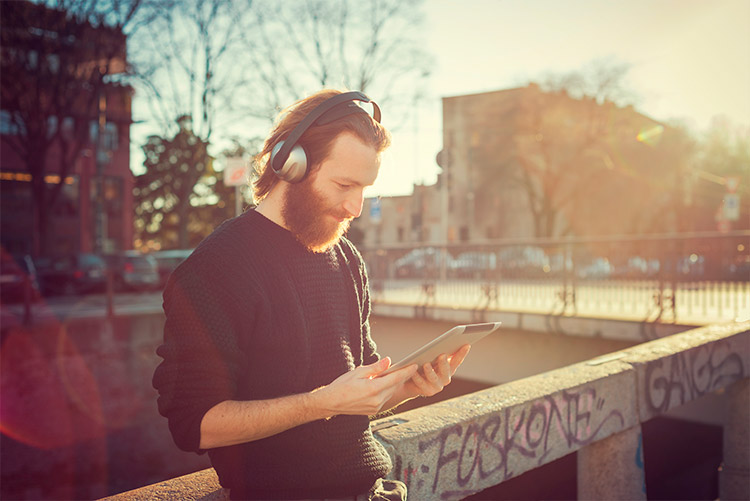 Como aprender inglês com música?