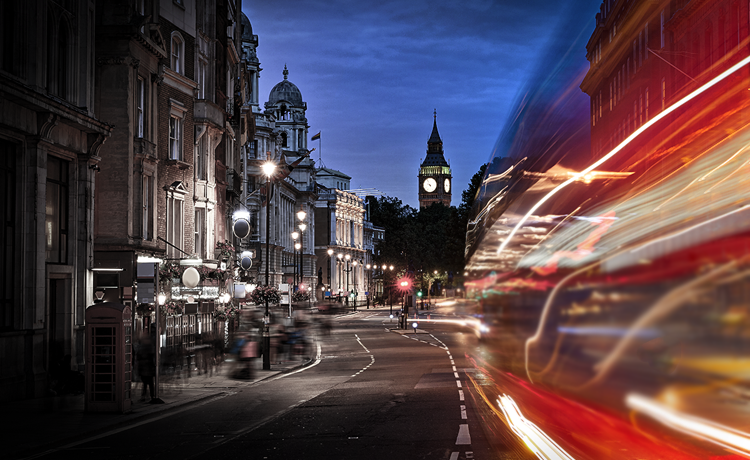 A história do ônibus fantasma que assombra as ruas de Londres - Cultura ...