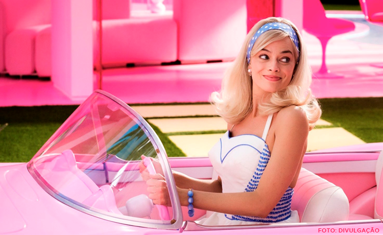Barbie Escola de Princesas - O Livro do Teu Filme