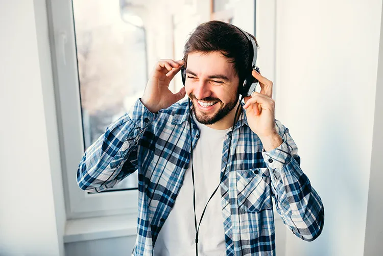 Por que aprender inglês com música?